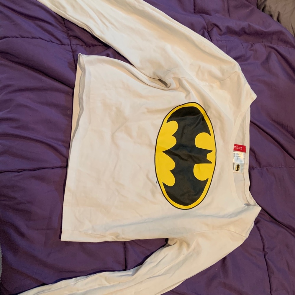 Cropped Batman shirt